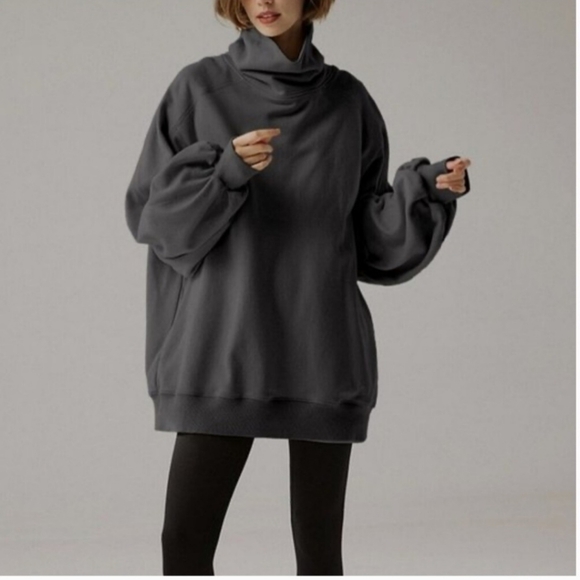 Sweatshirt - Picture 1 of 3